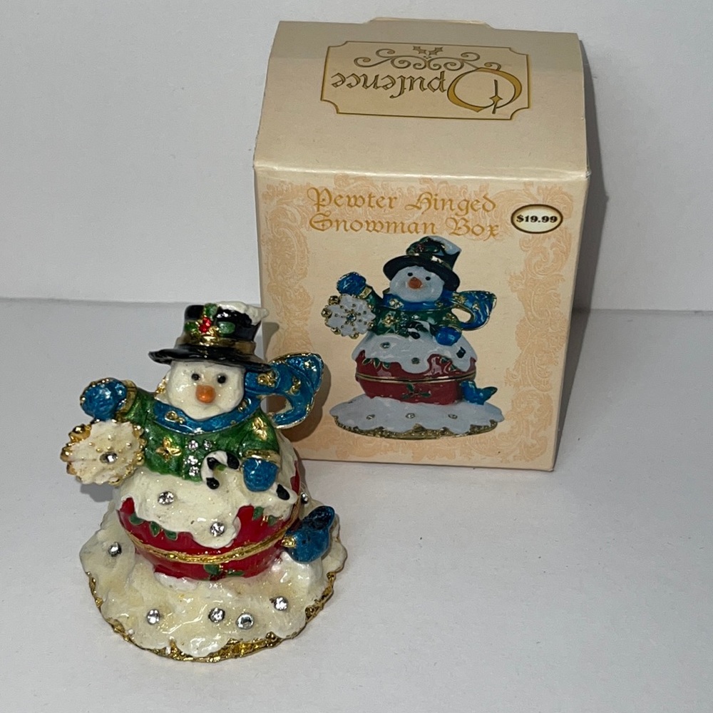 Snowman pewter box